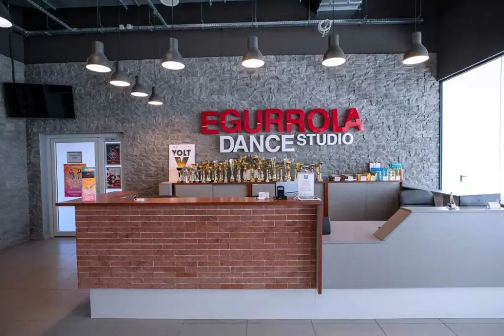 Egurrola Dance Studio Wawer